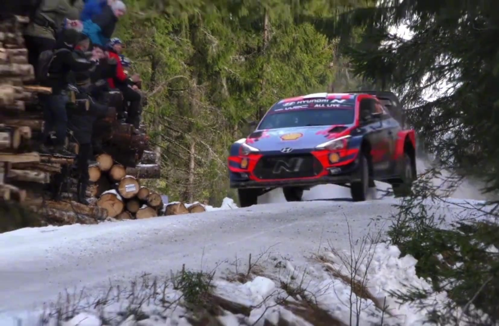 冬季雪地拉力赛,冰雪世界的速度狂欢的简单介绍 冬季雪地拉力赛,冰雪世界的速度狂欢的简单介绍